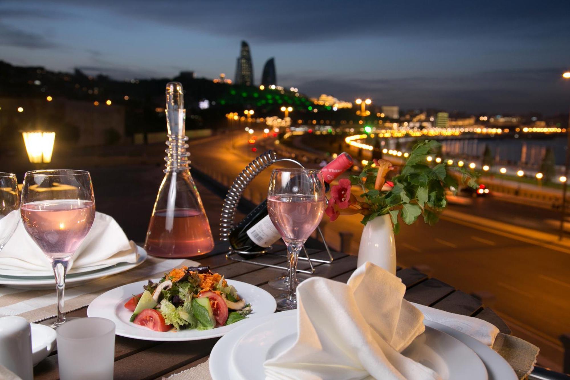 Golden Coast Hotel Baku Exterior foto